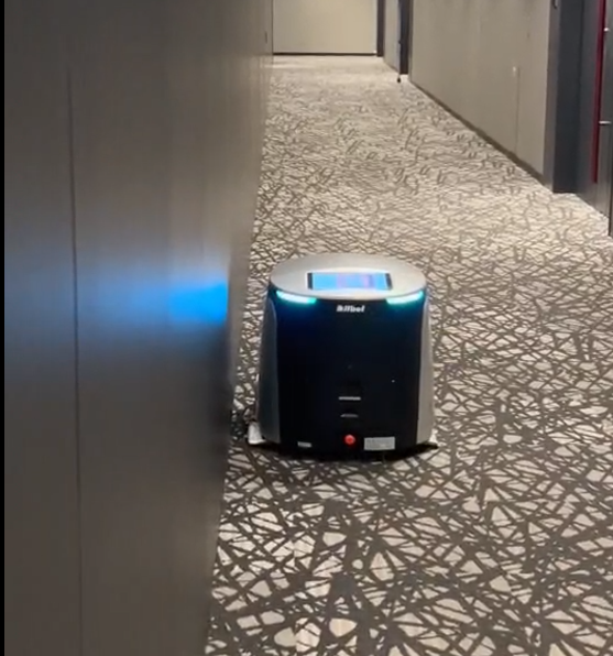 Cleanibot in Hotel corridor.png